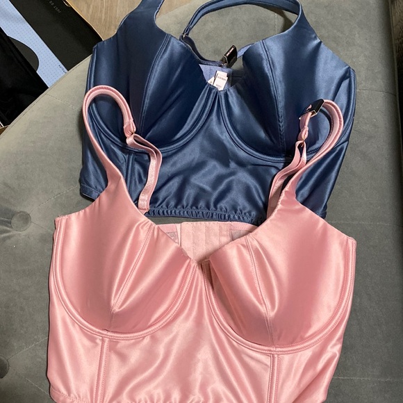 Brand new Victoria secret bras - Picture 1 of 3